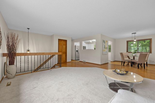 17160 Hershey Court, Lakeville, MN 55044