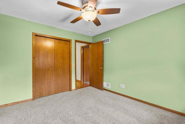 5410 Chestnut Lane, Mcfarland, WI 53558
