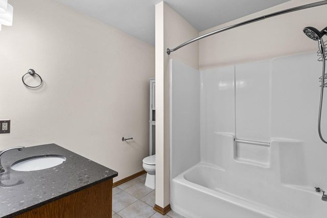 5410 Chestnut Lane, Mcfarland, WI 53558