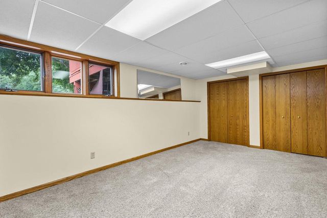 5410 Chestnut Lane, Mcfarland, WI 53558