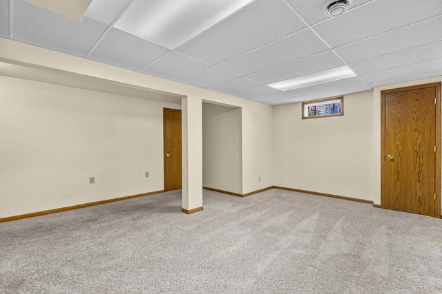 5410 Chestnut Lane, Mcfarland, WI 53558