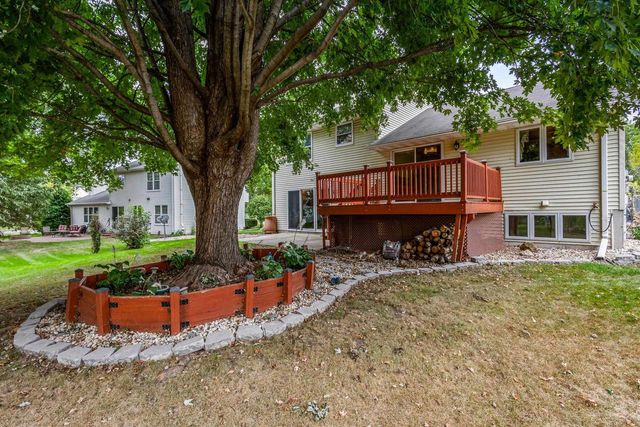 5410 Chestnut Lane, Mcfarland, WI 53558