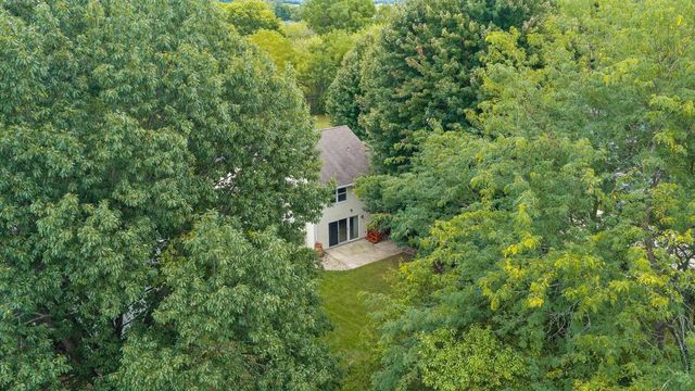 5410 Chestnut Lane, Mcfarland, WI 53558