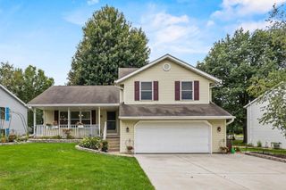 5410 Chestnut Lane, Mcfarland, WI 53558