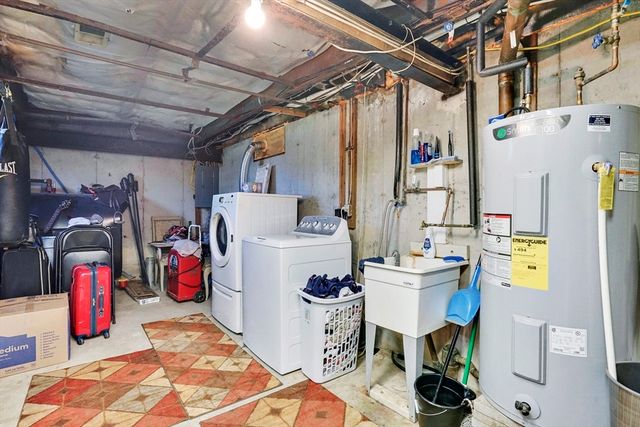 67 Fieldston St, Springfield, MA 01119
