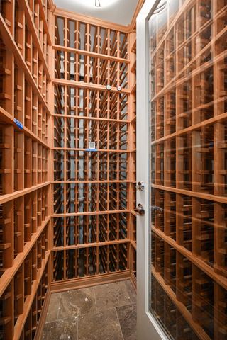 3752 N JANSSEN Street, Chicago, IL 60613