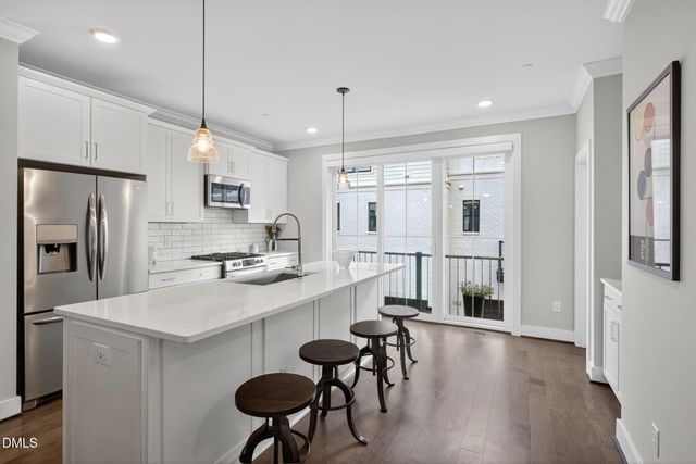 1610 Draper View Loop Unit 102, Raleigh, NC 27608