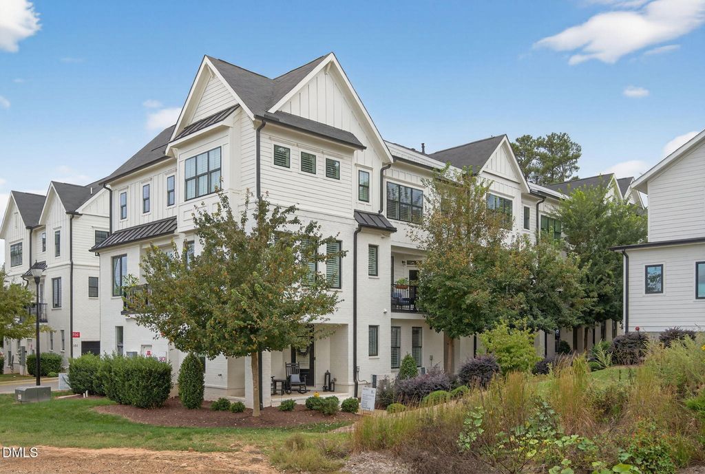 1610 Draper View Loop Unit 102, Raleigh, NC 27608