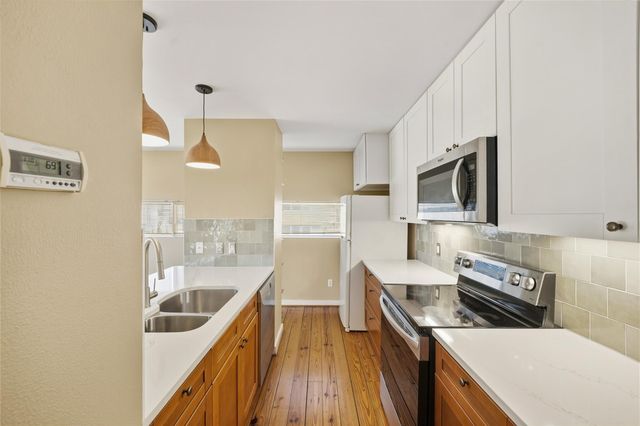 1302 Rosalie Street, Houston, TX 77004