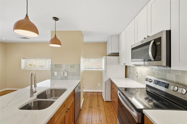 1302 Rosalie Street, Houston, TX 77004