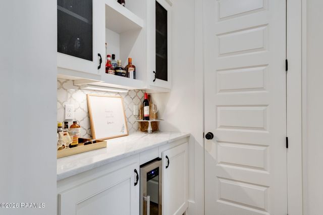 202 Amsterdam Avenue, Youngsville, LA 70592