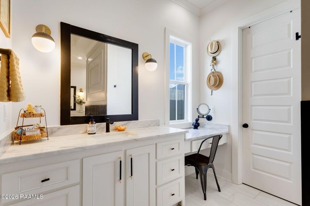 202 Amsterdam Avenue, Youngsville, LA 70592