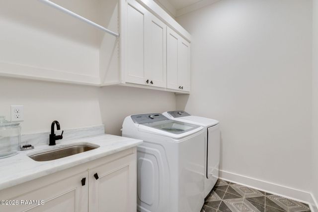 202 Amsterdam Avenue, Youngsville, LA 70592