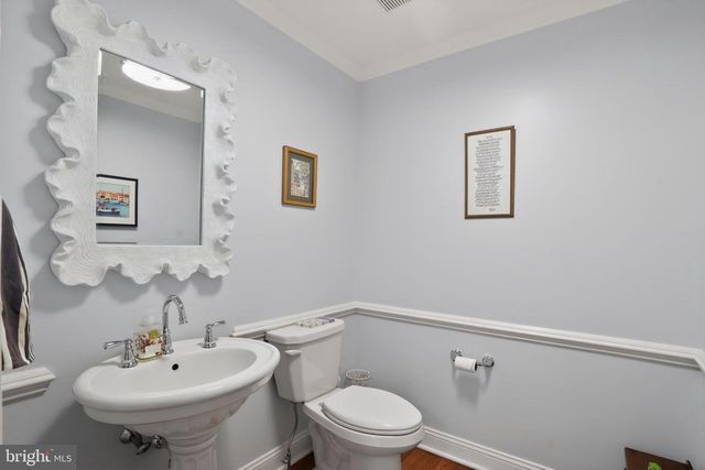 1419 ROYAL OAK DR, Blue Bell, PA 19422