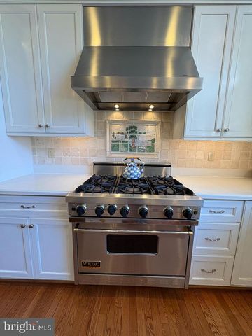 1419 ROYAL OAK DR, Blue Bell, PA 19422