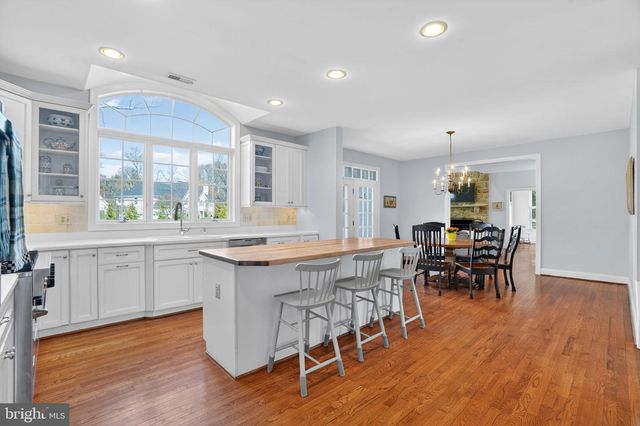 1419 ROYAL OAK DR, Blue Bell, PA 19422