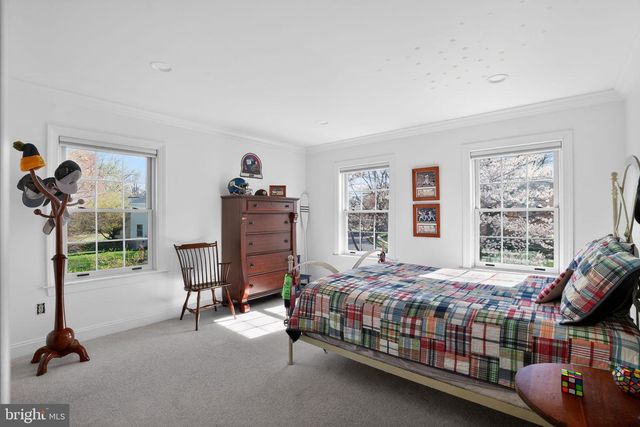 1419 ROYAL OAK DR, Blue Bell, PA 19422