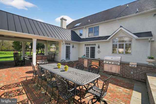 1419 ROYAL OAK DR, Blue Bell, PA 19422