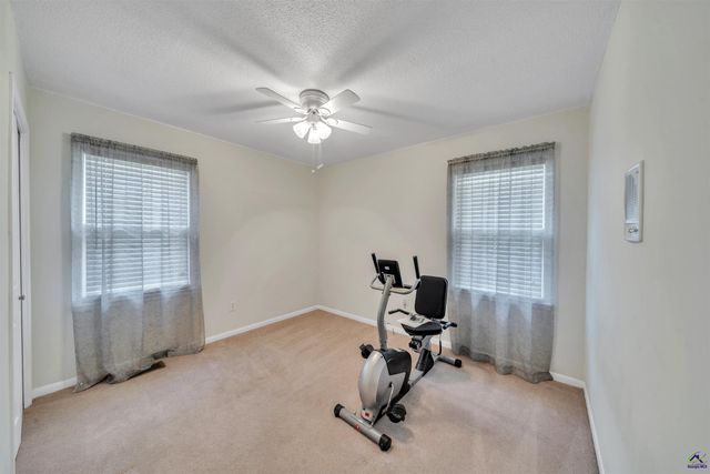 1984 Lower Hartley Bridge Road, Byron, GA 31008