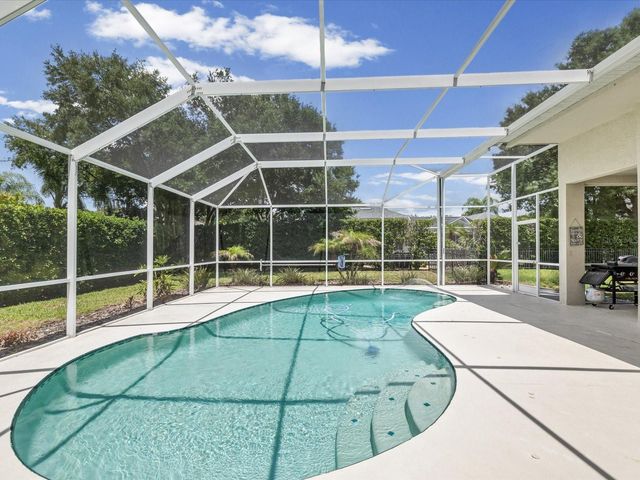 19119 LARCHMONT DRIVE, Odessa, FL 33556