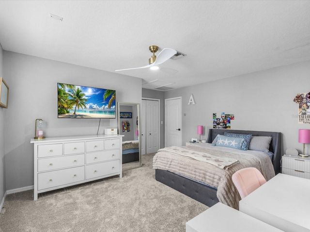19119 LARCHMONT DRIVE, Odessa, FL 33556