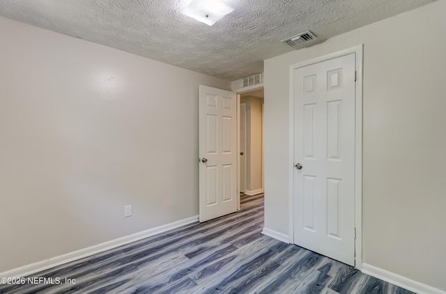 7563 JOHN F KENNEDY Drive W, Jacksonville, FL 32219