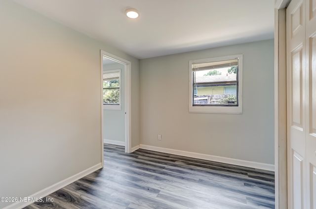 7563 JOHN F KENNEDY Drive W, Jacksonville, FL 32219
