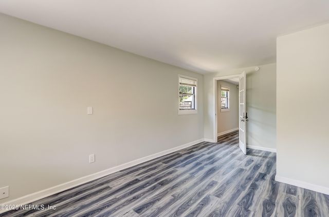 7563 JOHN F KENNEDY Drive W, Jacksonville, FL 32219