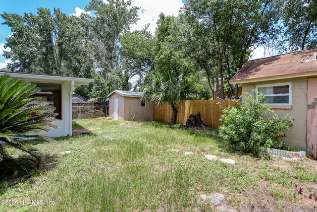 7563 JOHN F KENNEDY Drive W, Jacksonville, FL 32219