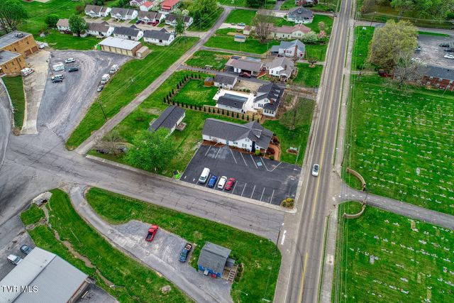 812 East Main Street, Rogersville, TN 37857