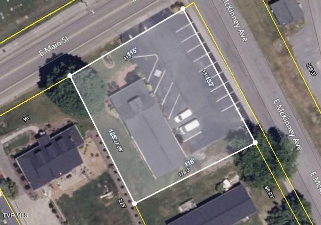 812 East Main Street, Rogersville, TN 37857