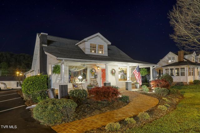 812 East Main Street, Rogersville, TN 37857