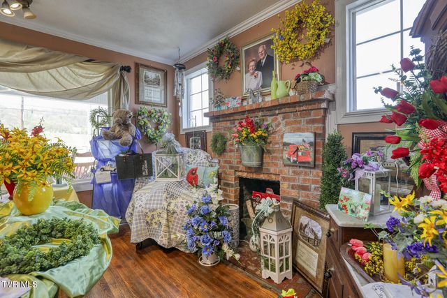 812 East Main Street, Rogersville, TN 37857