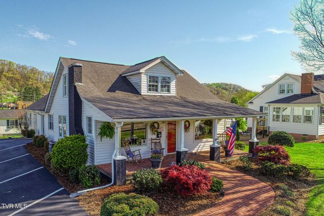 812 East Main Street, Rogersville, TN 37857