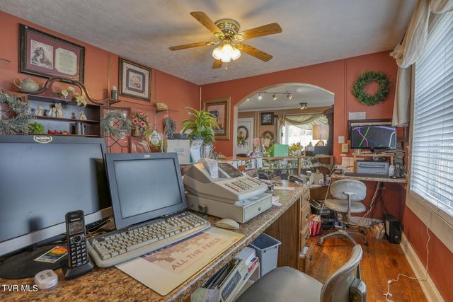 812 East Main Street, Rogersville, TN 37857