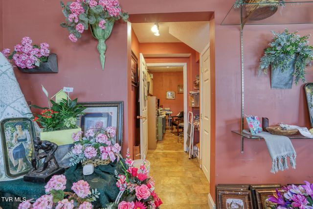812 East Main Street, Rogersville, TN 37857