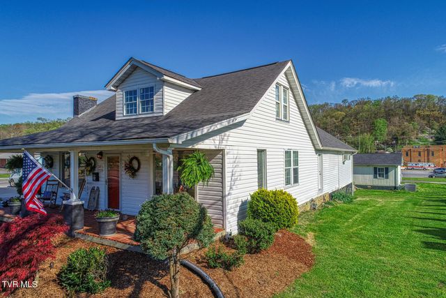 812 East Main Street, Rogersville, TN 37857