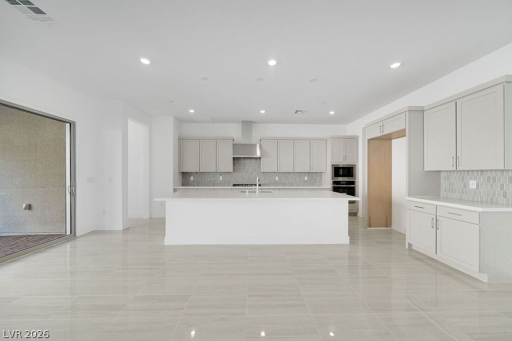 370 Tigullio Avenue, Henderson, NV 89011 — photo 2