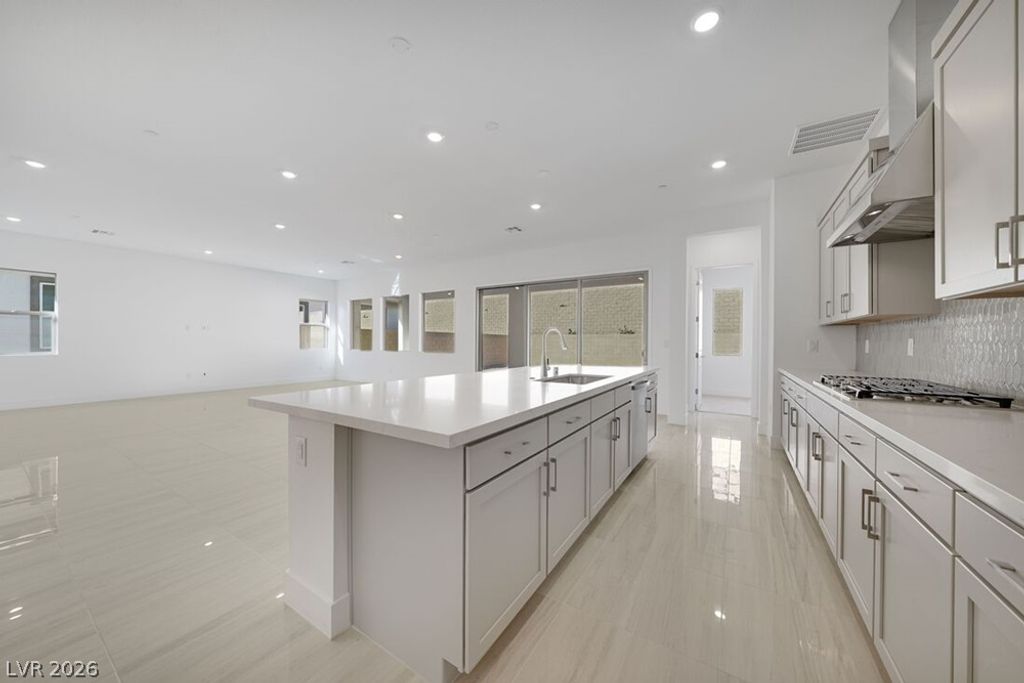 370 Tigullio Avenue, Henderson, NV 89011 — photo 5