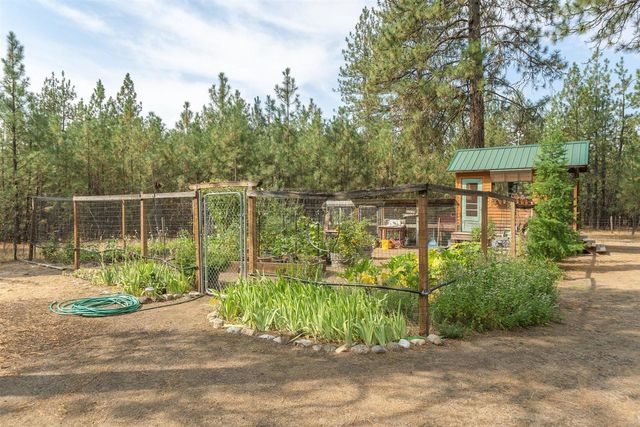 19505 N Newport Rd, Colbert, WA 99005