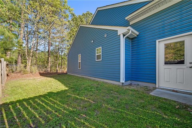 4524 Winnie DR, Chesapeake, VA 23321