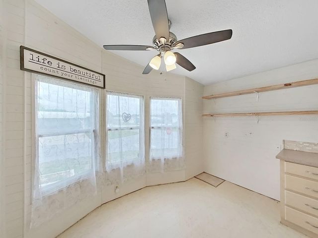 1704 QUAIL HILL DR, Lakeland, FL 33810