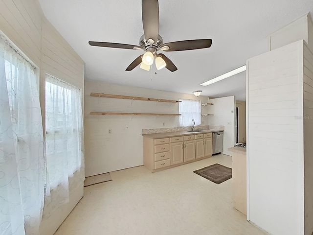 1704 QUAIL HILL DR, Lakeland, FL 33810