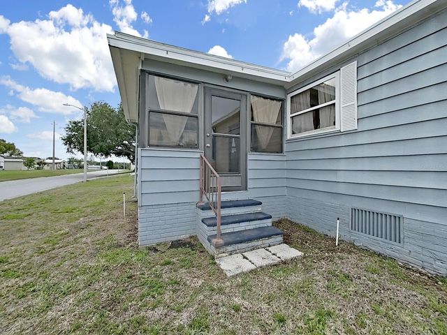 1704 QUAIL HILL DR, Lakeland, FL 33810