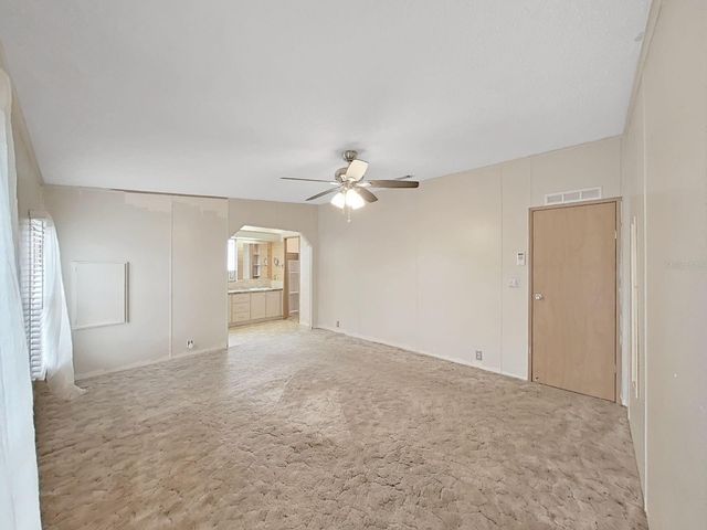 1704 QUAIL HILL DR, Lakeland, FL 33810