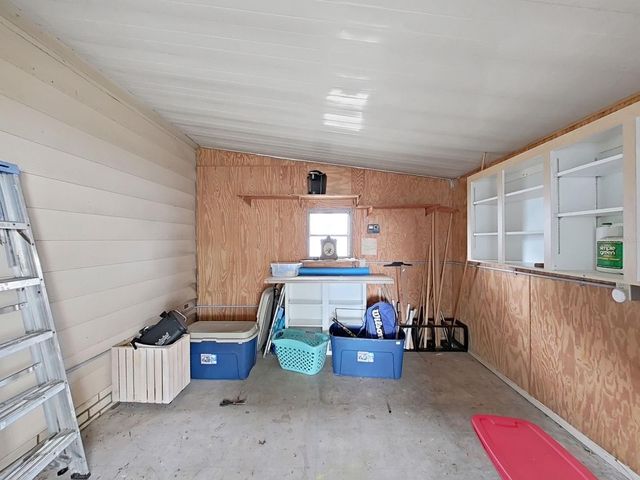 1704 QUAIL HILL DR, Lakeland, FL 33810