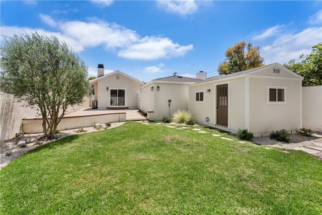 659 W Sycamore, El Segundo, CA 90245