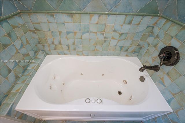 2133 N 14th Ave, Hollywood, FL 33020