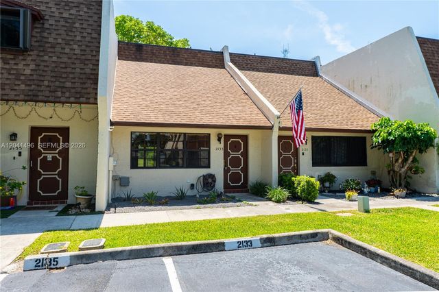 2133 N 14th Ave, Hollywood, FL 33020