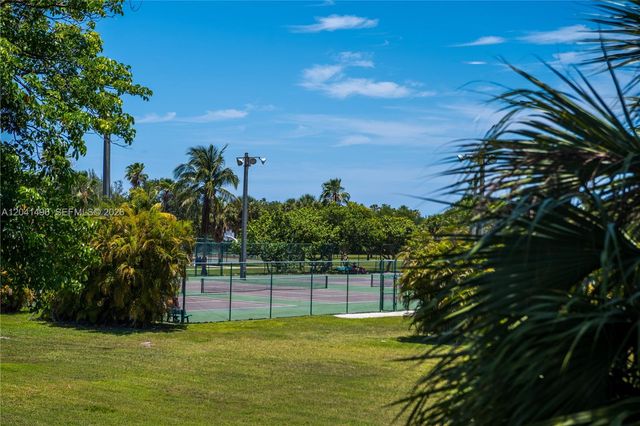 2133 N 14th Ave, Hollywood, FL 33020